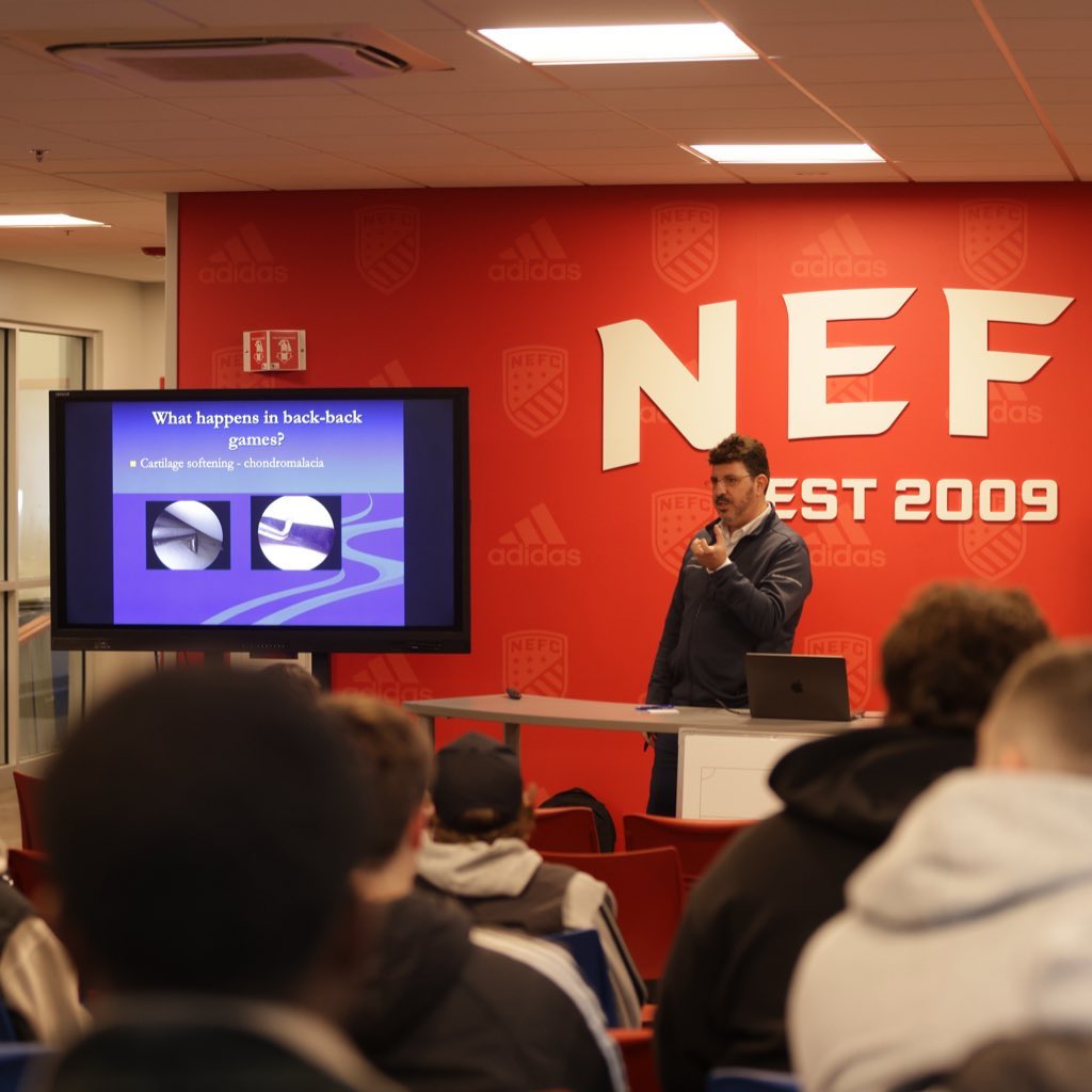 SEsoccerclubCT's tweet photo. 𝐂𝐎𝐀𝐂𝐇 𝐄𝐃𝐔𝐂𝐀𝐓𝐈𝐎𝐍

Several members of our coaching staff visited club partners @NEFC_US this week for a high-level day of professional development.

📝 C.A.R. &amp; K.I.S.S.S principles
⚽️ ft. @MLSNEXT 2012 Boys
🩻 Recovery Modalities ft. @MassGenBrigham 

#SSCPride https://t.co/XISlYnV1ND