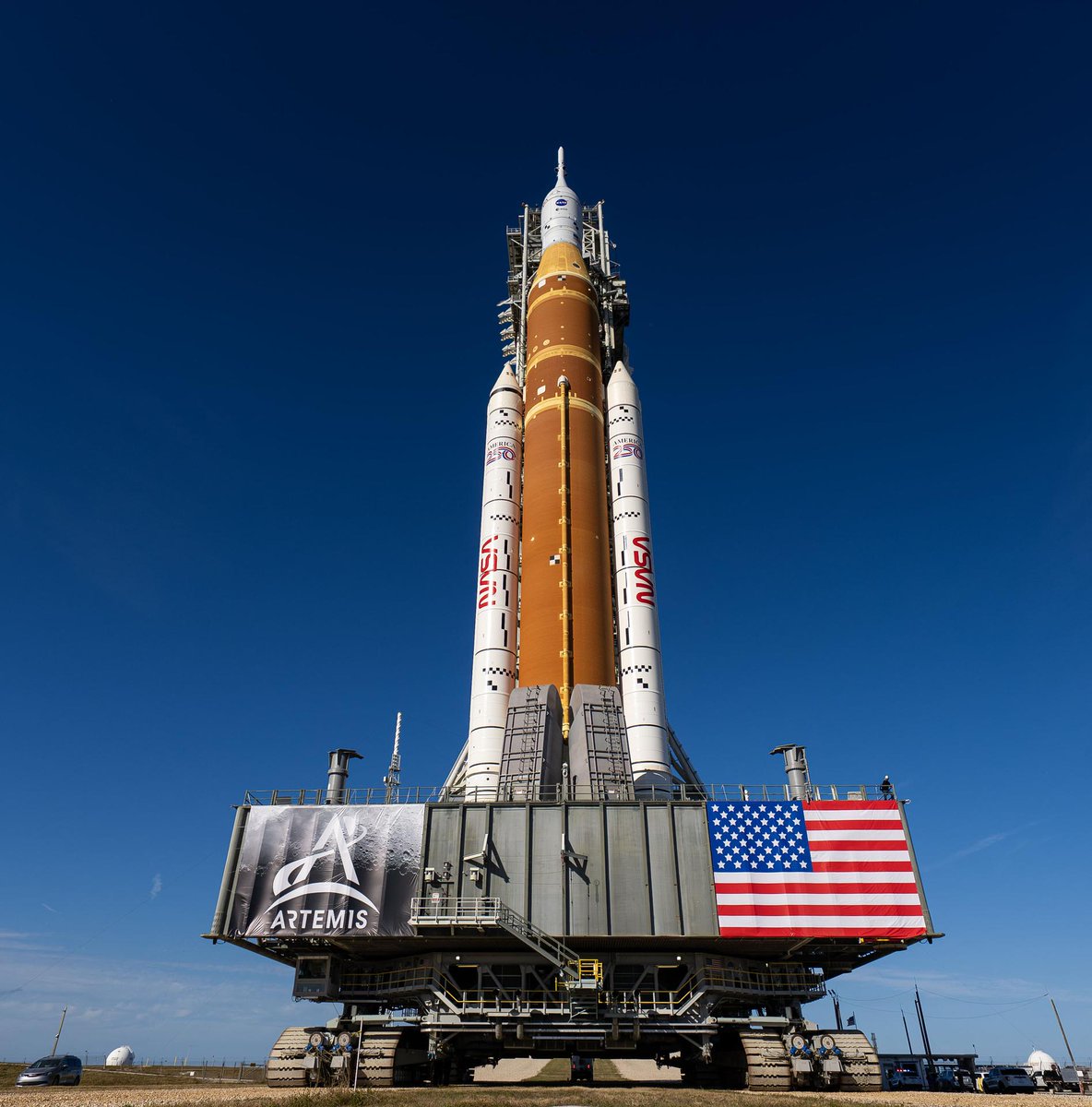 ExploreSpaceKSC's tweet image. 🚨ARTEMIS II LAUNCH VIEWING🚨
🚀Launch viewing packages are now available for Artemis II.* bit.ly/3O22gZ6
*NASA has not yet announced a launch date or time for Artemis II, but launch opportunities open no earlier than Feb. 6. Please read all information before…