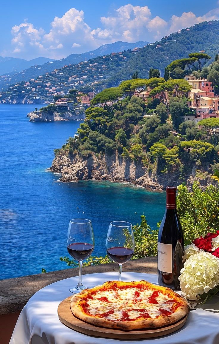 soylebisakinlik's tweet image. Portofino, İtaly