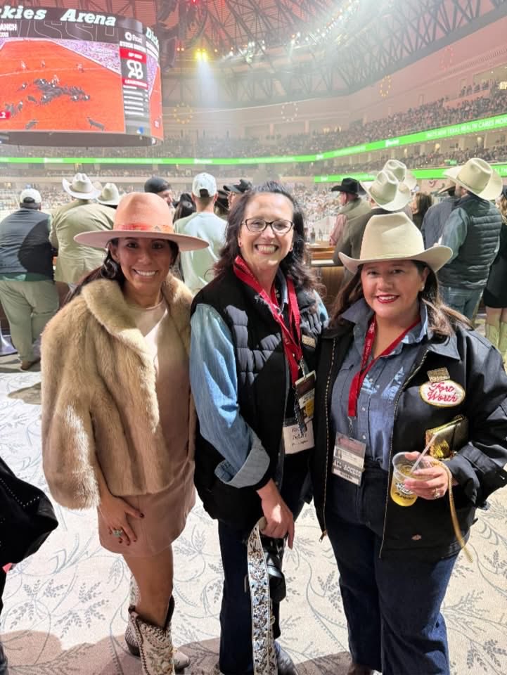 Rachel DeLira Pictures tweet media