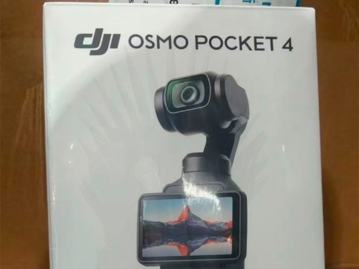 djirumor's tweet image. Leaked retail packaging reveals DJI Osmo Pocket 4 — same compact gimbal vibe but with two new physical buttons (left for zoom, the other user‑customizable).

China may get it first and a Pocket 4 could arrive before a Pro. #DJI #vlogging

 (1/2)