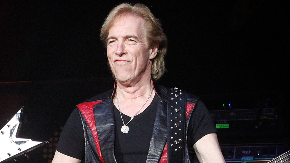 🕊️ Scorpions bassist Francis Buchholz has died at 71.

What we know: tmz.me/CXwXhOf