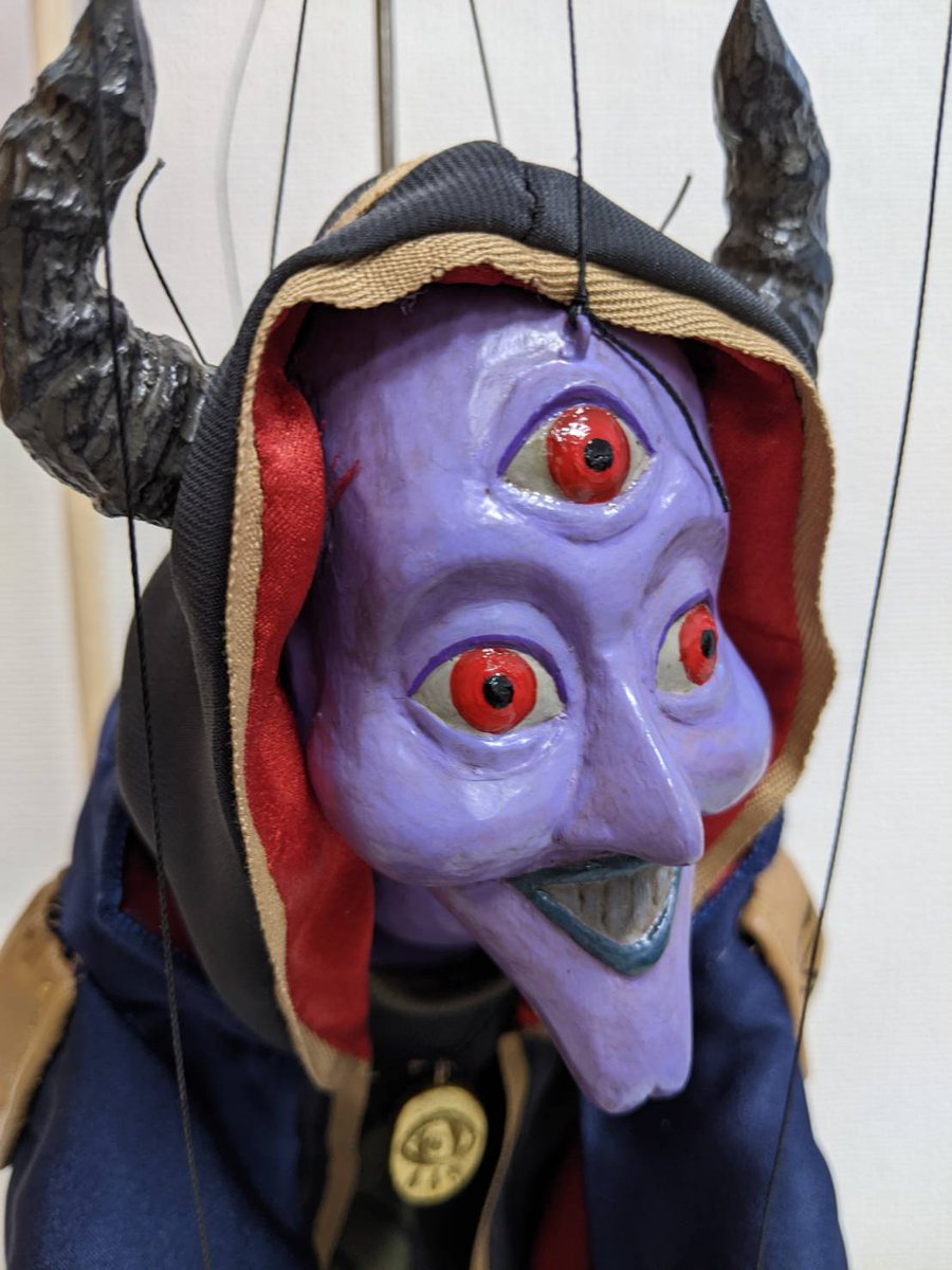 Madhouse_News's tweet image. TVアニメ『葬送の #フリーレン』第2期

第30話「南の勇者」
人形劇シーン裏話②🪄

こちらはシュラハトです。アニメ制作陣のこだわりを細部まで再現していただきました。

#frieren