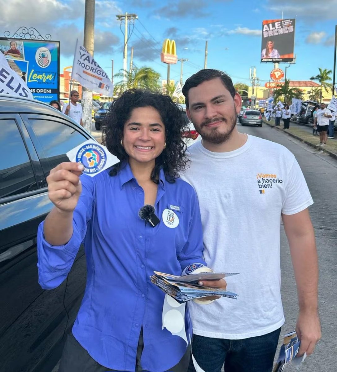 * Pareciera que este chiquillo ha tomado el puesto de Saúl Méndez, pero sin cierres de calle y uso de violencia.
Siempre revolviendo la olla, manipulativo y lleno de controversias.
Cree ser dueño absoluto de verdades.
El su grupito de seguidores, tienen a San Miguelito sometido.