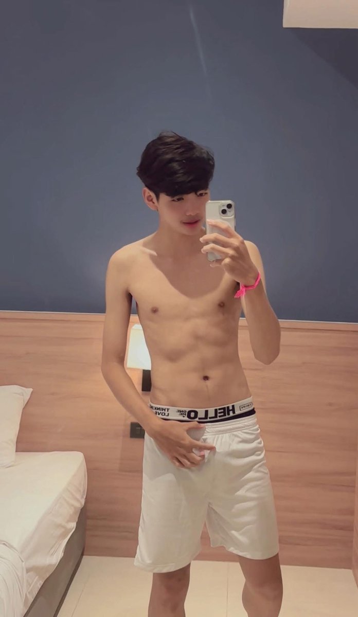 ใคร DM มาแล้วผมไม่ได้ตอบ รบกวนทักไลน์น้าค้าบ ตอบไวมากเลย😝💦