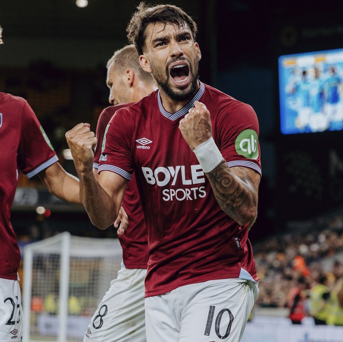 ⚠️ AGORA!

Lucas Paquetá: Flamengo entende que houve um avanço na negociação com o West Ham e não uma recusa.

Os clubes chegaram a um acordo pelo valor de 40 milhões de euros (R$ 252 milhões), mas ainda faltam detalhes importantes.

PENDÊNCIAS A SEREM SUPERADAS:
• Valor fixo e