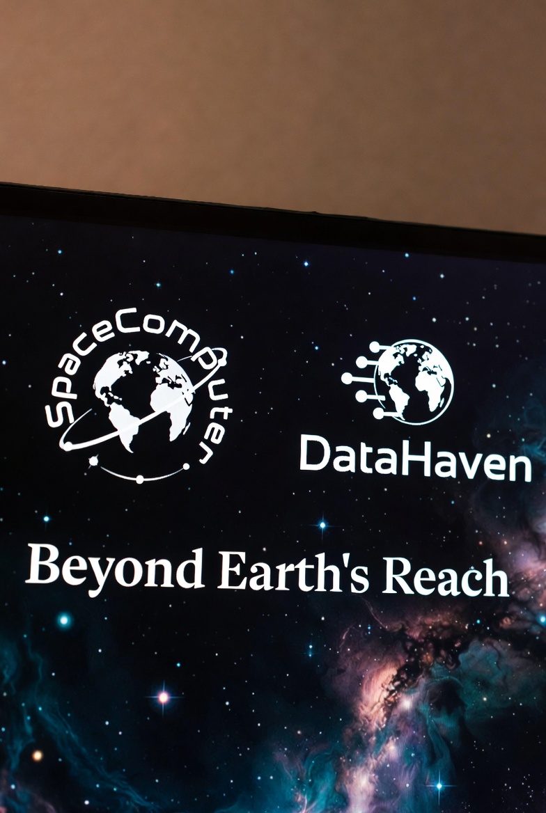 Birdothebirby's tweet photo. @DataHaven_xyz @SpaceComputerIO Beyond Earth’s reach, space-verifiable storage is for privacy lovers—physical isolation and tamper-proof systems deliver censorship resistance and verifiability. https://t.co/Q3KzOLOqQC