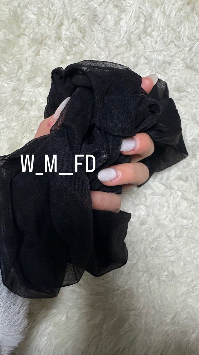 오늘 하루종일 신던 스타킹 
멜섭 맞춤 실착은 뒷계 업데이트 😜