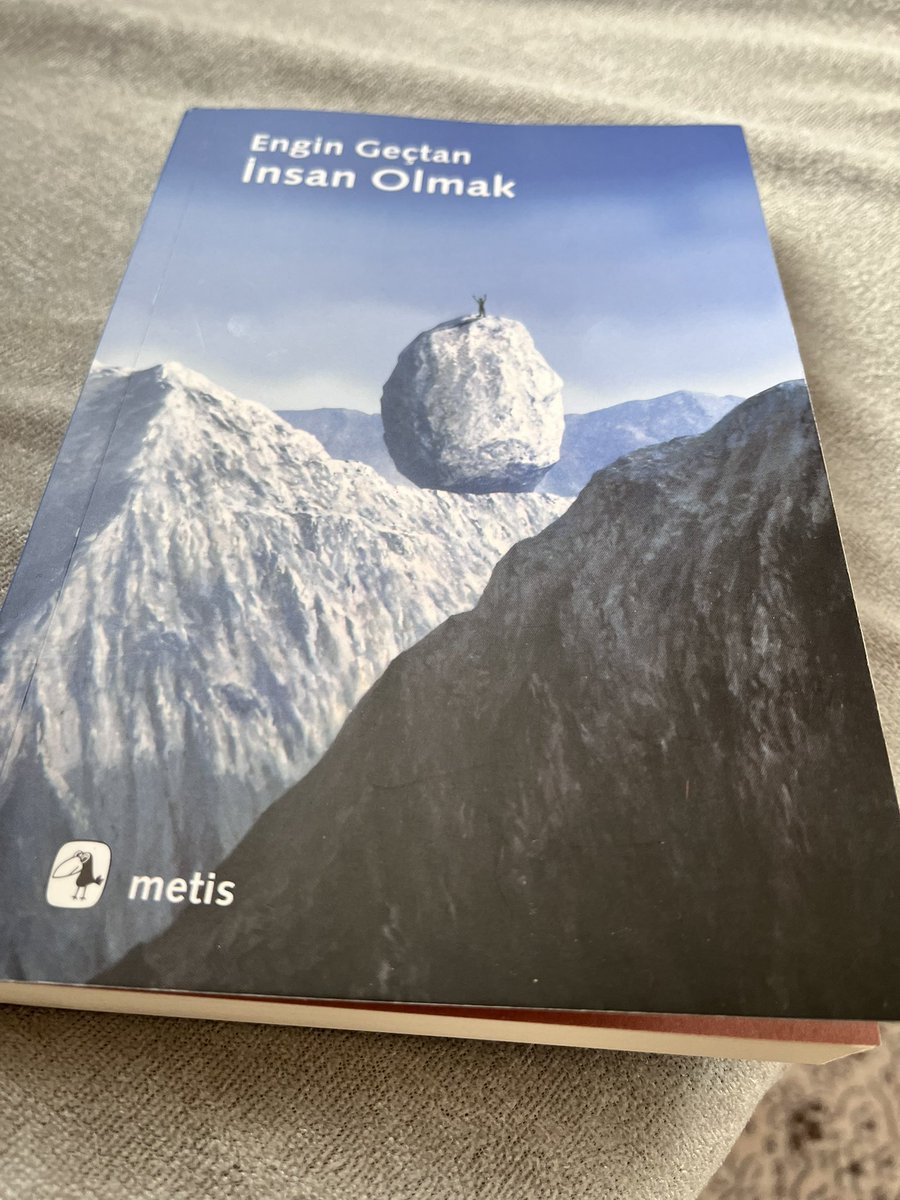 Anne babaların okuması gereken bir kitap, kitabı okuyunca çocuklarına karşı daha anlayışlı olabilirler. Evlilik yapmak üzere olan kişilerin de okuması gerek , eşlerine karşı daha anlayışlı olabilirler, çocukların da okuması gerek , anne babalarını daha iyi anlayabilirler.