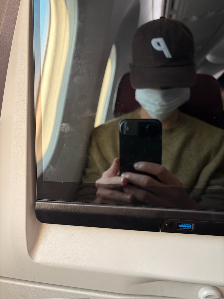 blibear's tweet image. เออเนอะเหมือนนั่งอีโค่จริงด้วย ละมีบอกว่าขอบคุณที่มีที่ให้ผมด้วย 🥹 แต่เอ็นดูที่บอกผมต้องระดมสมองตั้งหลายคนมาช่วยกัน เครียดมากจะเอาไงดี ฮืออคุณหนูจอห์นเดินทางคนเดียวในรอบกี่ปีอะ ลนไปหมด5555