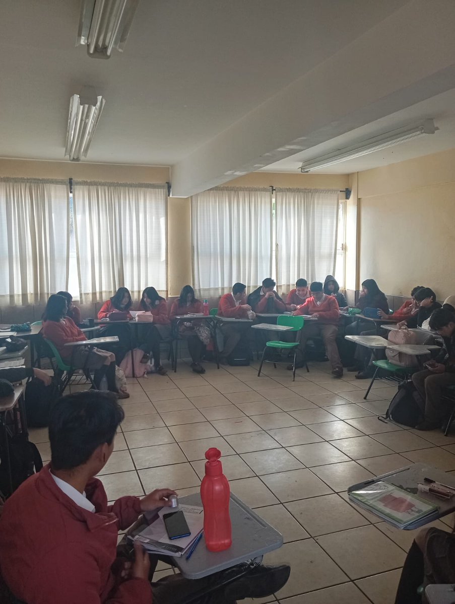 EPO33Metepec's tweet photo. Realización de la lectura "EL PODER DE LA JUVENTUD EN LA COCREACION DE LA EDUCACION". Turno matutino.
@SEP_mx
@Edomex
@SEMSedomex
@DGEMSedomex
@dbg_epoem https://t.co/SxEs6cKfIK