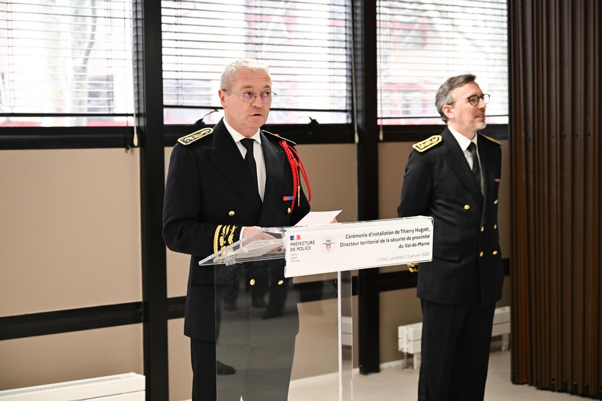 #Cérémonie | Ce jour, j'ai installé Thierry Huguet en tant que nouveau directeur territorial de la sécurité de proximité du Val-de-Marne, accompagné d'Étienne Stoskopf <a href="/Prefet94/">Préfet du Val-de-Marne</a>, et de Michel Lavaud, directeur de la sécurité de proximité de l’agglomération parisienne.

Bienvenue