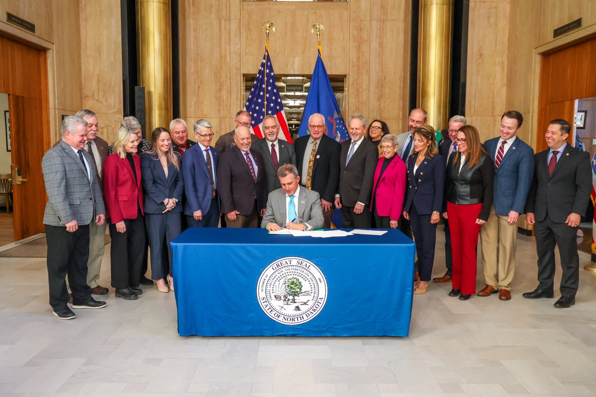 Governor Kelly Armstrong tweet media