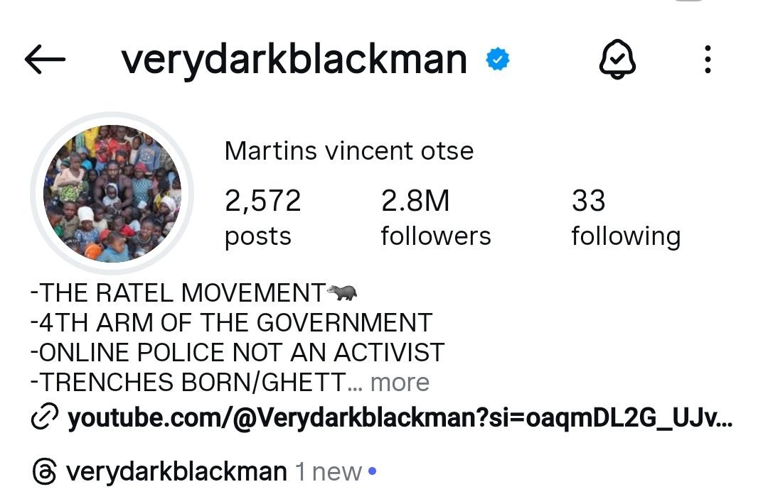 itoroskimanfred's tweet photo. BREAKING NEWS:

About 10 hours ago, VeryDarkMan challenged Wizkid FC to massively unfollow him to 850k followers before the end of today after a girl claimed 70% of FC follows him. Up till now, his followers are still at 2.8 million, no movement at all 🚶 https://t.co/kMkDTdqwf6