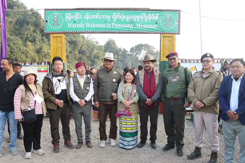 arunachaltimes_'s tweet photo. (Pangsau Pass a symbol of peace, shared heritage: DCM)
#ChownaMein #IndiaMyanmar #PangsauPass #heritage 
The Arunachal Times - https://t.co/0bfeNDJpVK https://t.co/UbxxzQeUIL