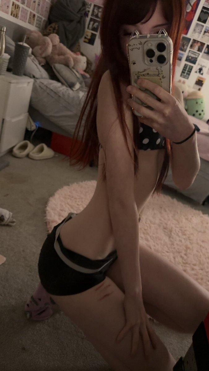 kttnsu's tweet image. Hi guys im bored