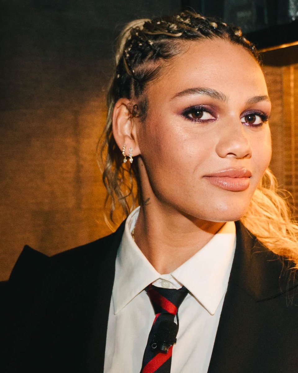 AthleteVanity's tweet image. Star girl 💰