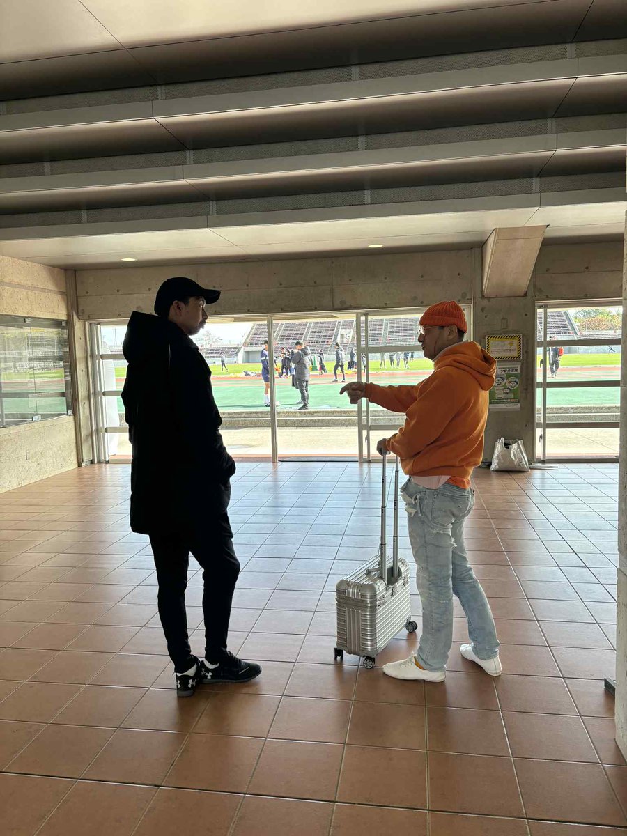 そういえば沖縄キャンプでは
スカウトの菊地光将さんがアテンドしてくれました🧡
#RB大宮アルディージャ #ardija #菊地光将