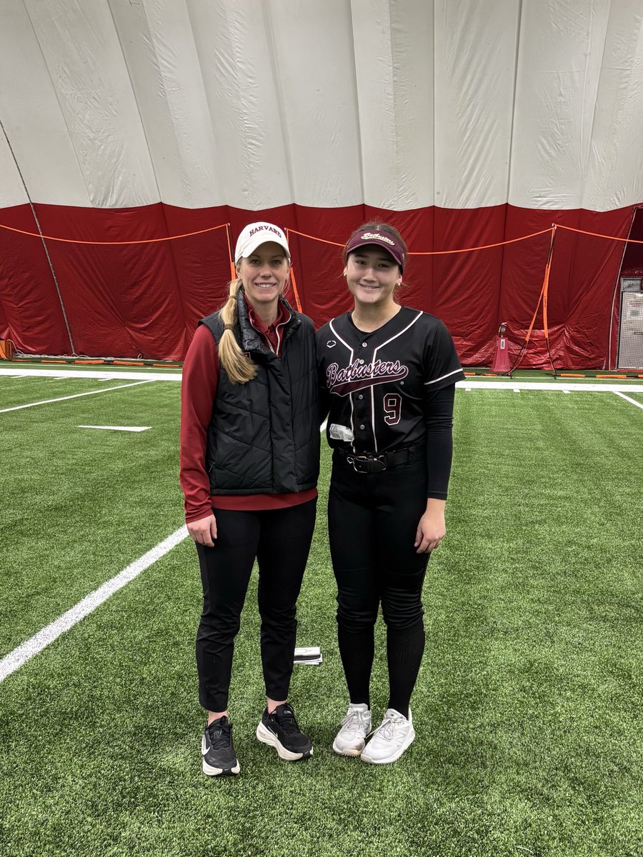 KateShin2028's tweet photo. I had a great time at camp with @HarvardSB this past Sunday! Thank you so much to the coaches and players for such an amazing experience! ♥️ @coachjennyrohn @Coachclaireroll @_xiaaaooo @amelia_varelaa @BatbustersGorab https://t.co/tfzZgTA915