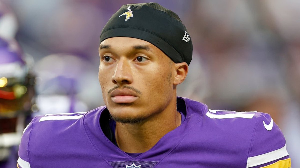 vikingzfanpage's tweet image. Former #Vikings QB Kellen Mond briefly spoke about his time in Minnesota in a LinkedIn post. He stated that GM Rick Spielman and OC Klint Kubiak wanted to draft him, but HC Mike Zimmer didn’t. Mond claims Zimmer never spoke to him during his rookie season, and he never even saw…