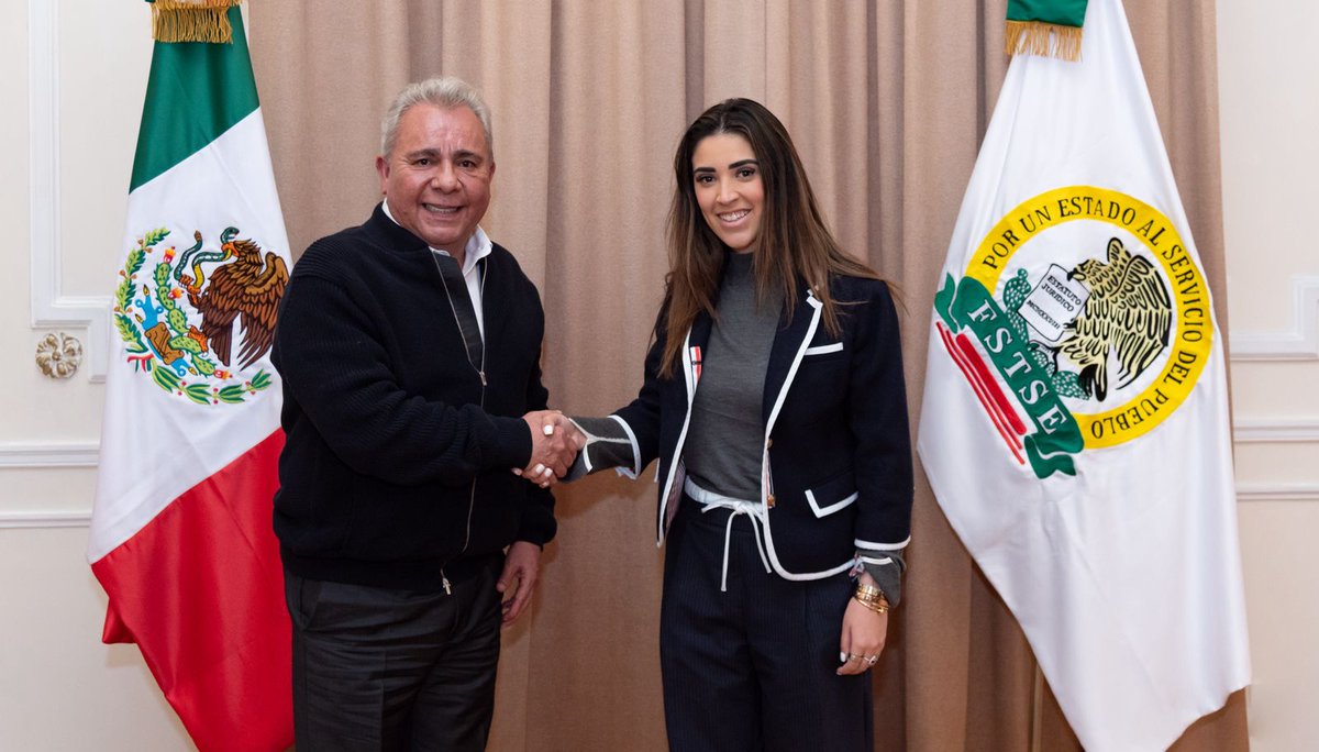 FSTSEmx's tweet image. En la #FSTSE seguimos trabajando sin descanso por los derechos y el bienestar de las y los trabajadores al servicio del Estado.

Nuestro Presidente, @GarciaAyalaM, sostuvo una importante reunión de trabajo con la Diputada Federal @MaTeresaEalyMx , con el objetivo claro de…