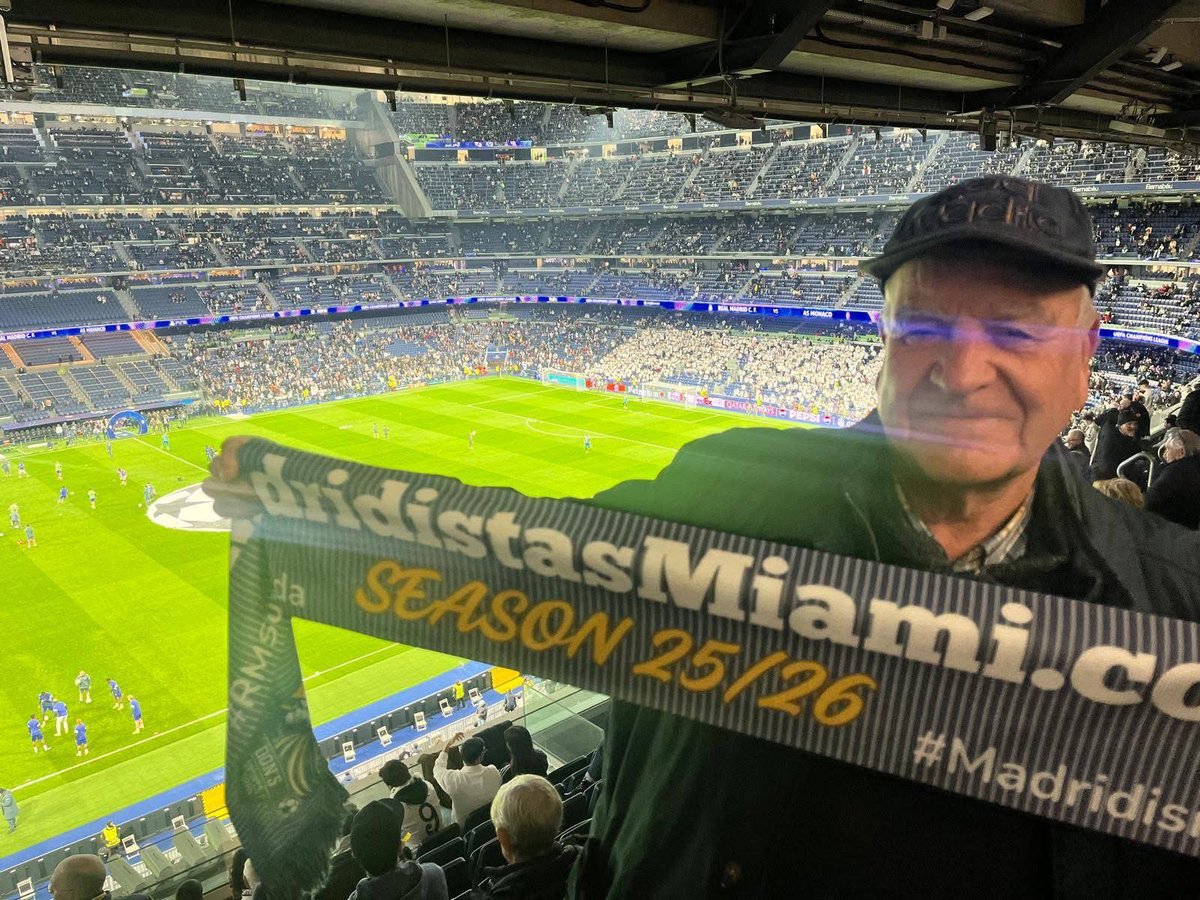 RMSurDeFlorida's tweet photo. Gracias amigos peñistas por llevar el orgullo de pertenecer a nuestra peña y llevar siempre nuestra bufanda a diferentes partidos de nuestro @realmadrid 🤍👏🏻⚽️🏆
#RMSurDeFlorida #RMFans #MadridistasMiami #MadridismoUSA #HalaMadrid https://t.co/tb7iYE0fgq
