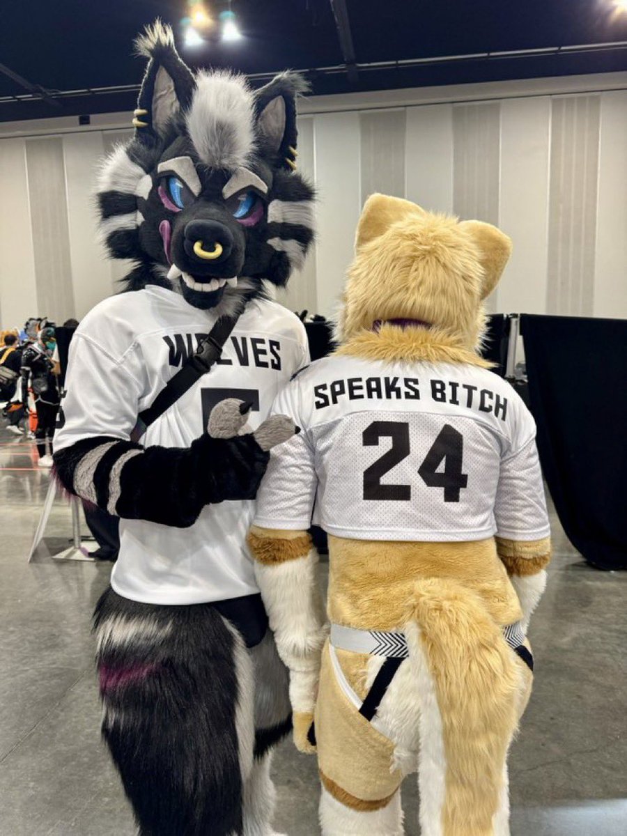 Service Dog tweet media