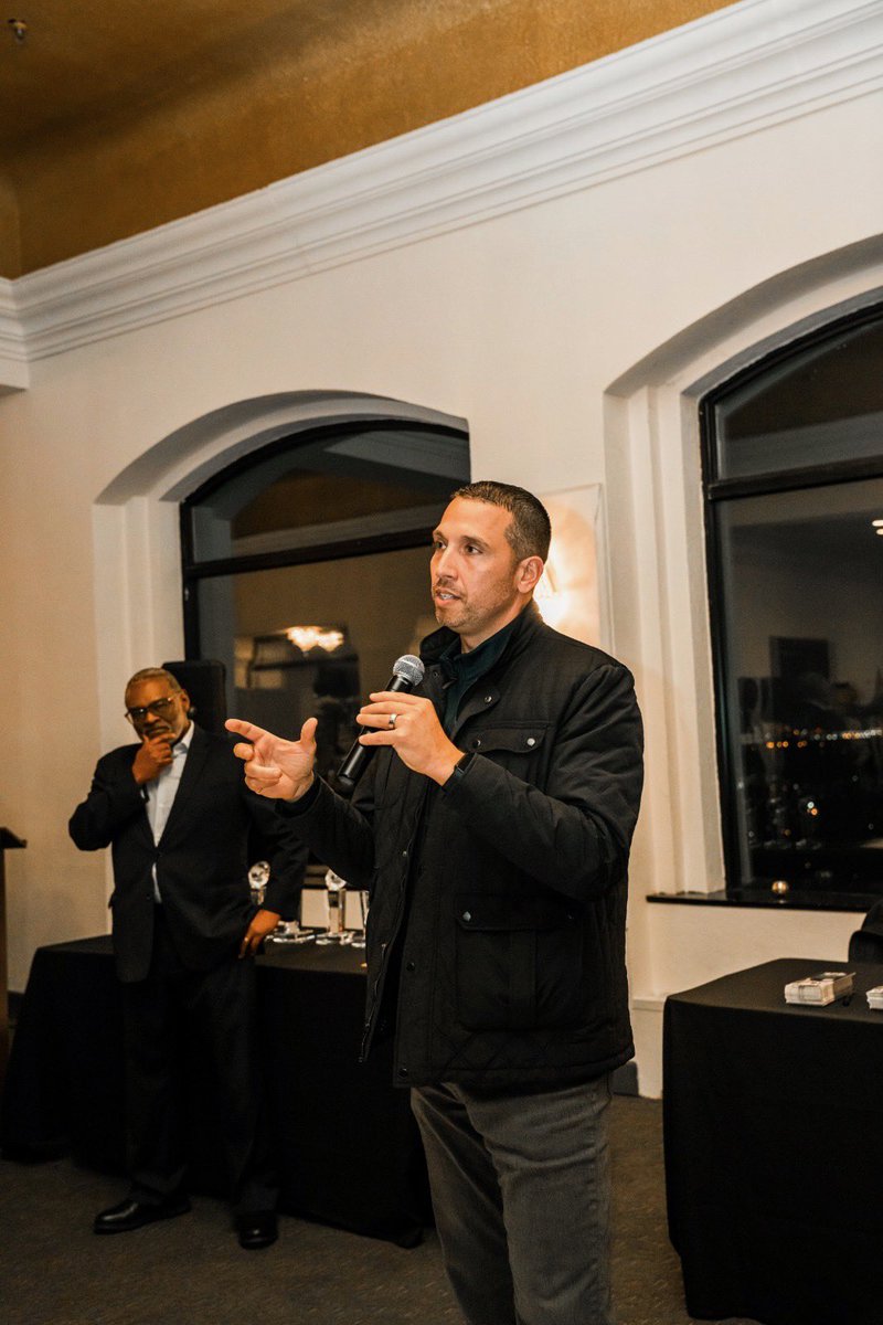 Savon Huggins tweet media