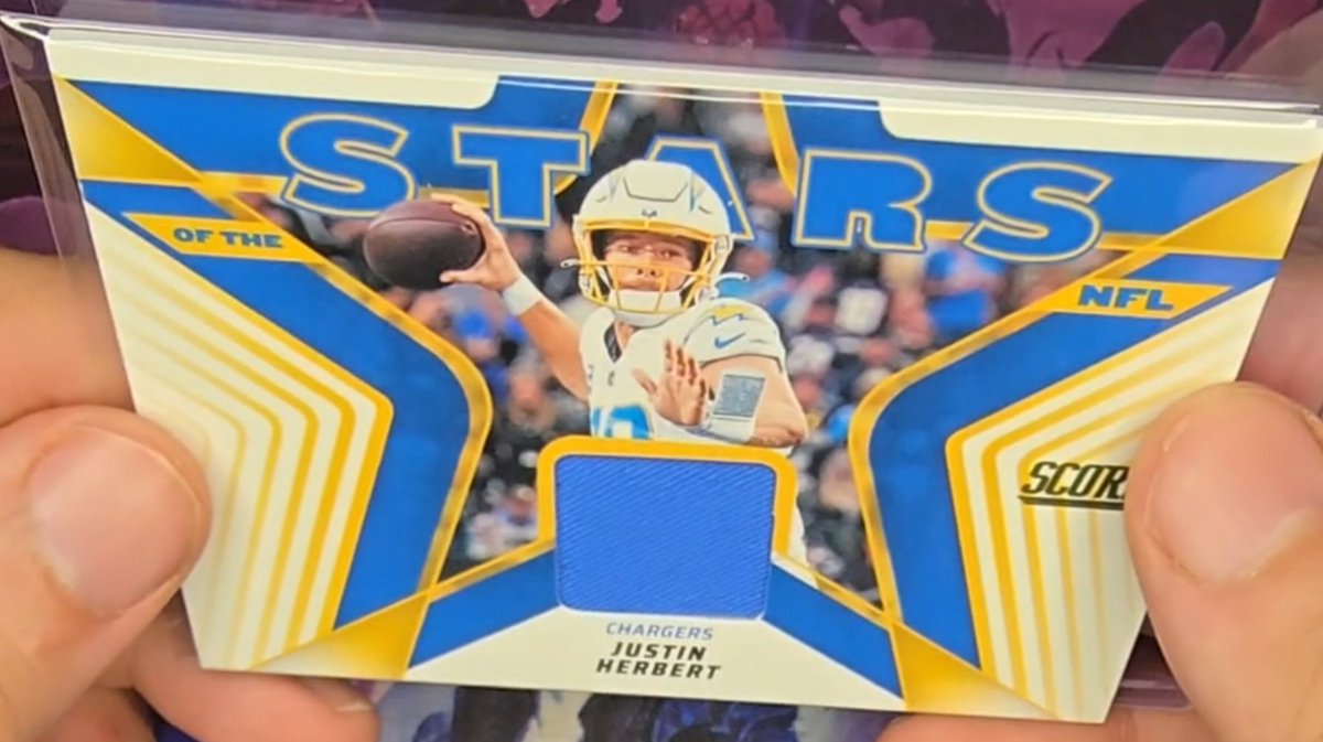 jesusperez84x's tweet image. My latest patch card from a mystery pack on WhatNot.
#patchcard #footballcard #chargers #sportscards