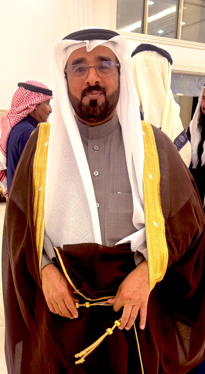 احتفل هذه الليلة ابن العم/حوران لافي  ابو فيصل بزواج ابنه الشاب/عبدالكريم

الف الف مبروك