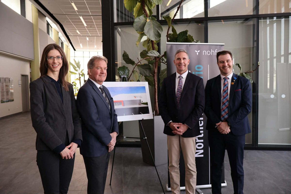 CityOfTimmins's tweet image. Ontario is investing $2 million to help Northern College build a state-of-the-art sports dome and clubhouse on its Timmins Campus.

Pic L-R: Mayor Michelle Boileau, MPP George Pirie, Mitch Dumas, Northern College, Kraymr Grenke, Chair Board of Governors

#communities  #recreation