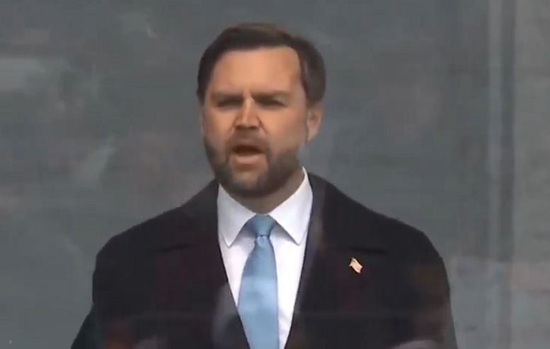LifeNewsHQ's tweet image. BREAKING: JD Vance Condemns Abortion, Celebrates Dobbs at March for Life buff.ly/DvyEFkO