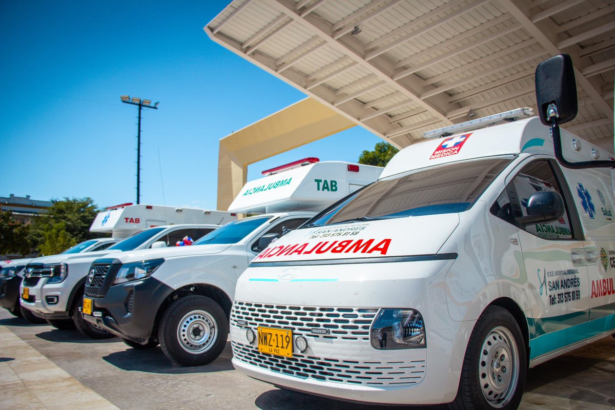 AntonioSanguino's tweet image. ¡Feliz de traer buenas noticias y resultados a mi Valledupar del alma! 🙌
En nombre del Gobierno del Cambio, liderado por el presidente Gustavo Petro, y en reemplazo de mi colega del @MinSaludCol, hoy es un orgullo hacer entrega de 7 ambulancias para el departamento del Cesar.…