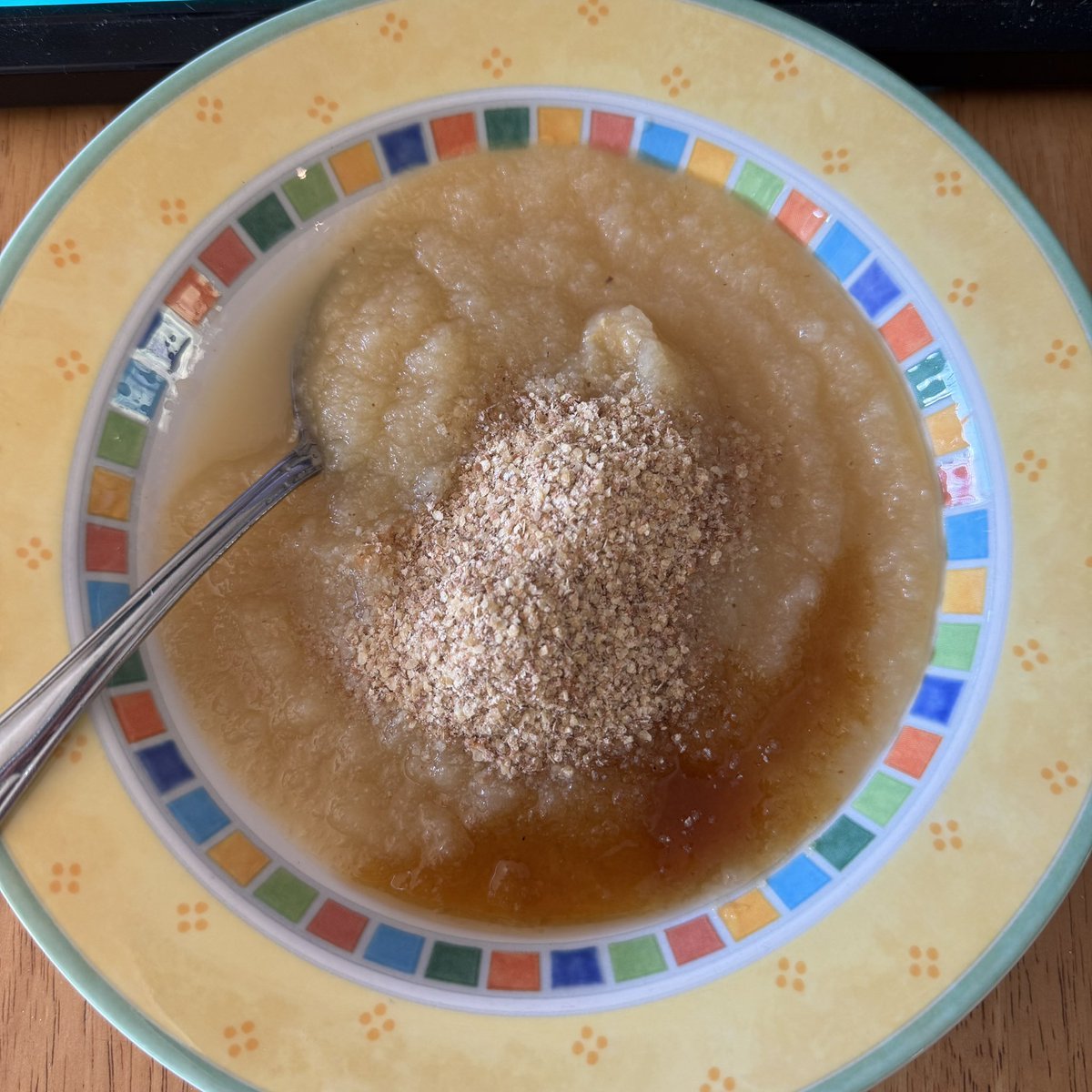 StuckProcessing's tweet image. apple sauce with wheat germ and maple syrup