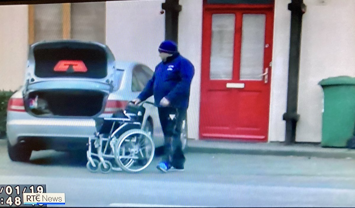 KarlMartinIrl's tweet image. Roma fraudster who came to Ireland in 1997 aged 18  has 19 convictions (including five for theft). After 28 years here he needs an interpreter. Despite never working he appears to drive an Audi. 
EU free movement never applied to welfare jockeys. DEPORT!
@MelMacDiarmuid…