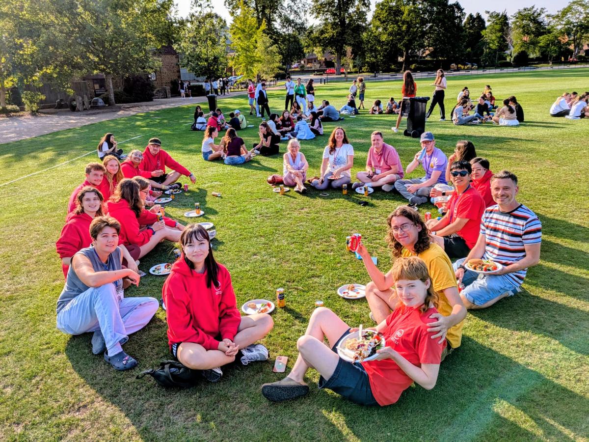 United Kingdom, Bloxham, Oxfordshire: Join the ISC team this summer - Residential EFL Teachers &amp; Activity Leaders: International Student Club (ISC) is looking for professional, dedicated &amp; enthusiastic EFL teachers to join our friendly team. Help to… dlvr.it/TQX2QW