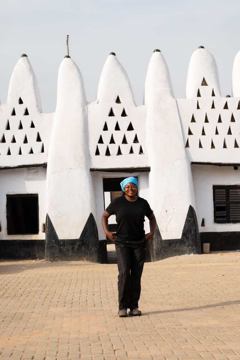 etornamofficial__ tweet media