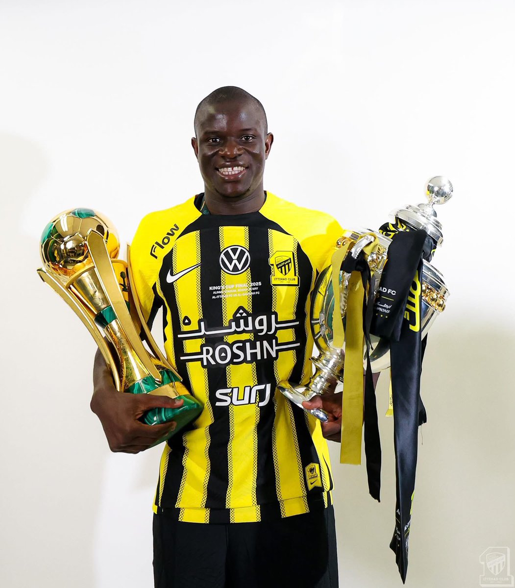 CFCUruguay's tweet image. ¿Es muy descabellada la idea de traer de regreso a N'Golo Kanté sabiendo que este quiere abandonar el fútbol de Arabia?
