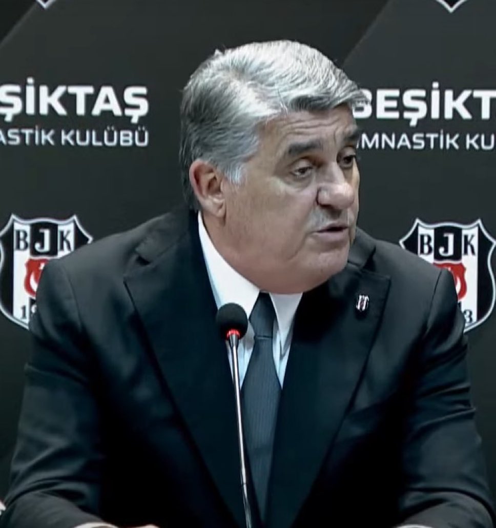 yescontextK's tweet image. Noldu başkan neden oyuncu alamıyorsun ? 

Avrupa kupalarında olmadığın için olabilir mi ? 

Senin vizyonun Beşiktaş başkanlığına yetmez, öyle alırım gelirimle olmuyor o işler işte. 

Bilgisizlik, plansızlık, her şey sizde.