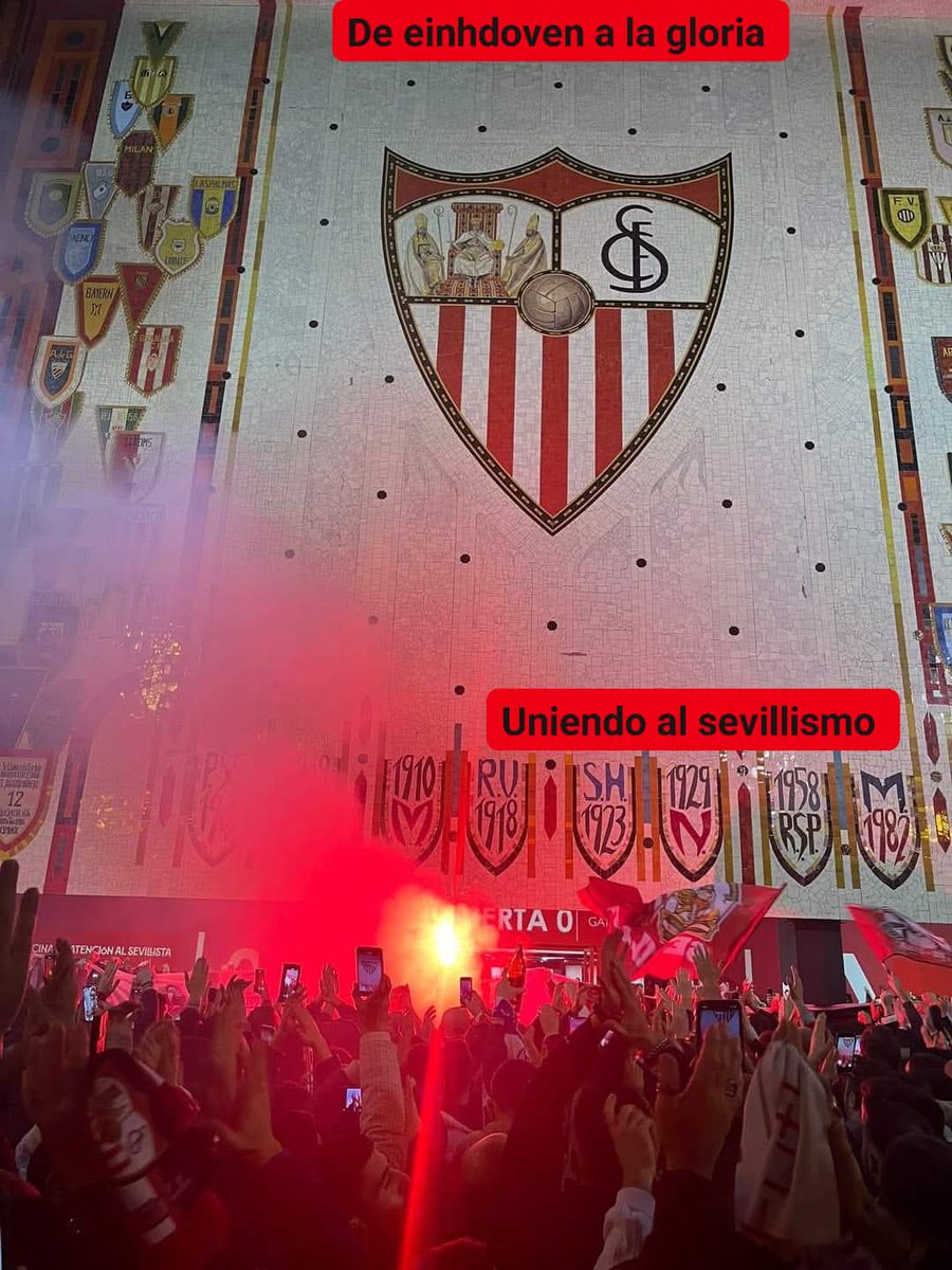 Buenas noches sevillistas....déjame ser ese lugar....donde escapas....cuando no sabes dónde ir....🇵🇪SFC🇵🇪  #sevillismo🇵🇪💪⚽📢💉🏆
