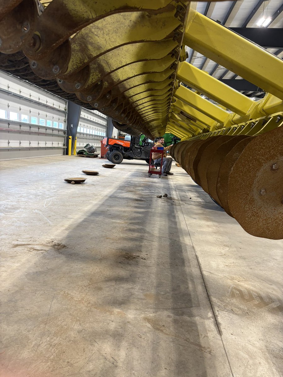 Tom Farms tweet media