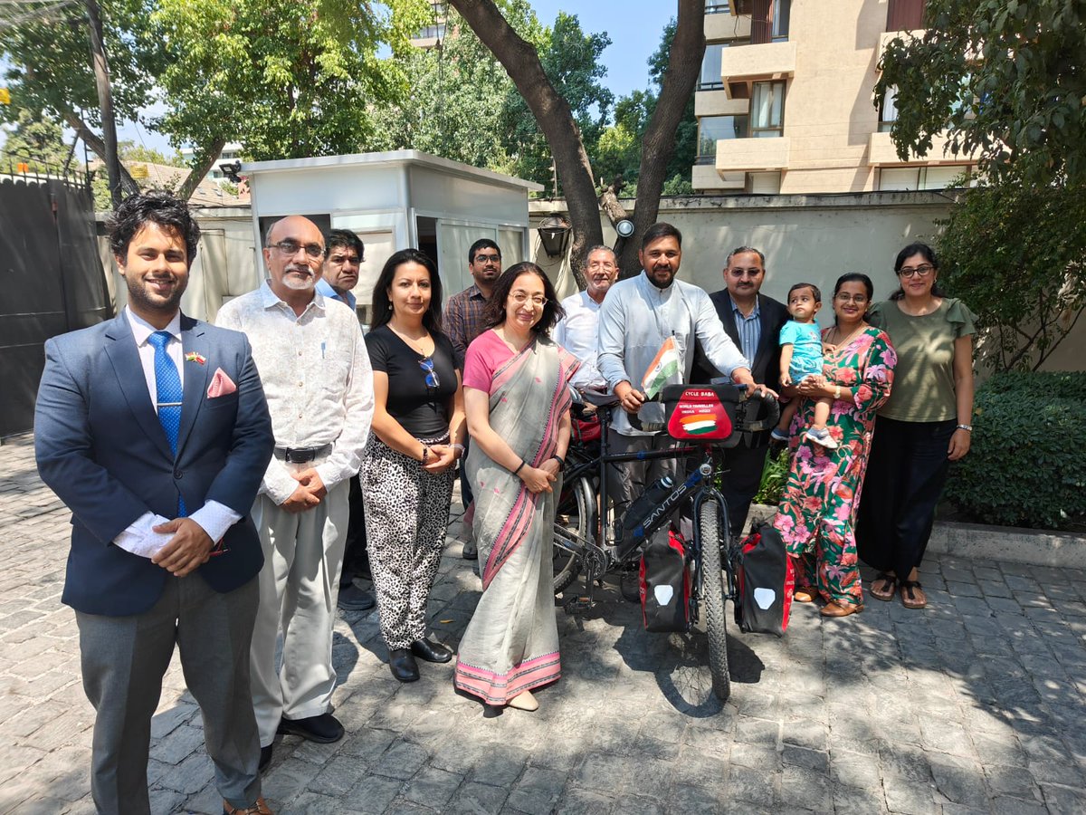 India in Chile tweet media