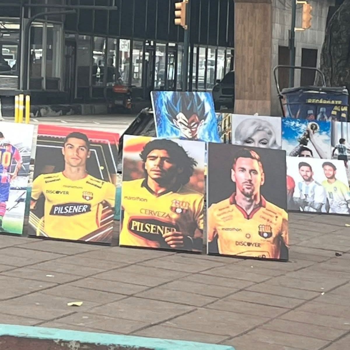 Ya se respiran aires de Messi en el Ecuador 🇪🇨 🐐 🇦🇷 ￼
