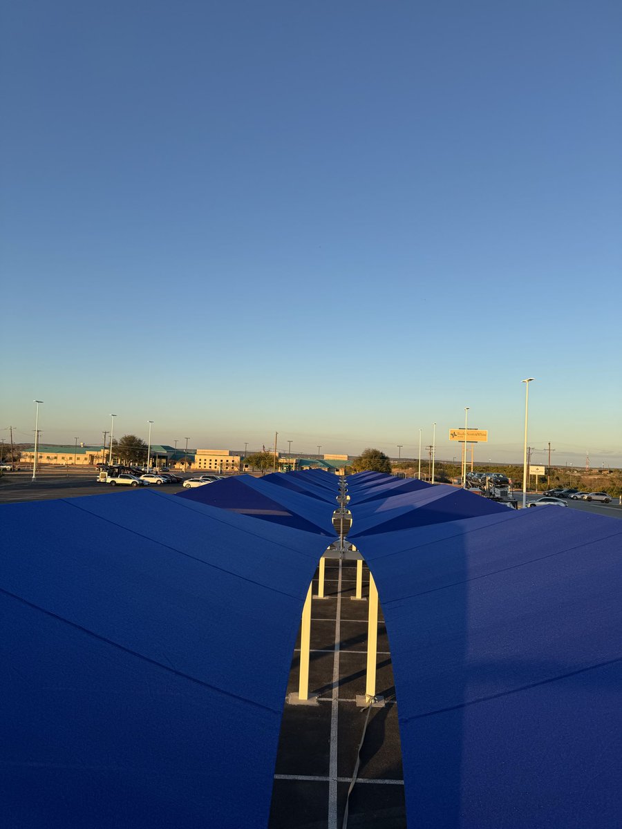 ShadeProLLC's tweet image. Durable, dependable, dynamic. Every detail crafted to provide lasting shade. ☀️ 

#shadestructure #permanentshadestructure #texasshade #commercialshades #commercialconstruction