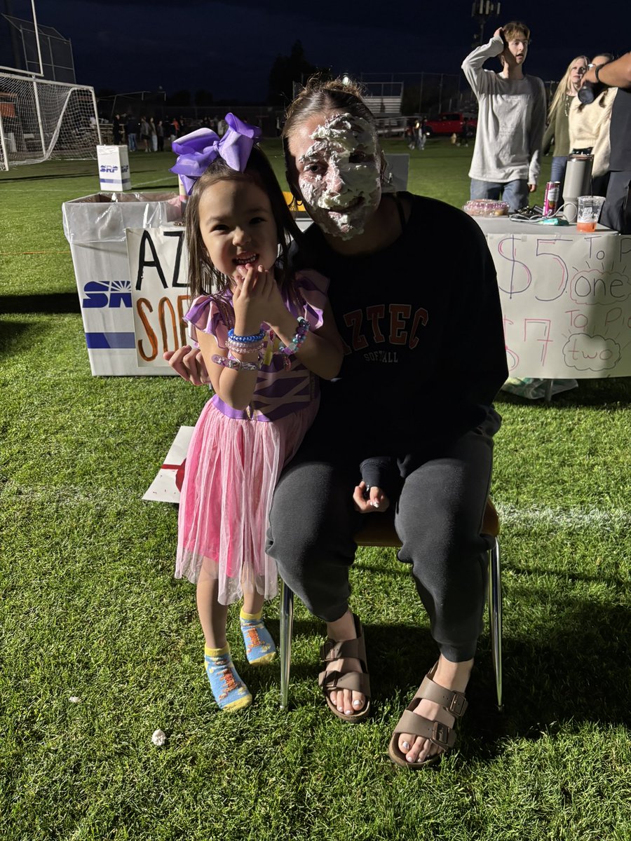 CDS Aztec Softball 🥎 tweet media