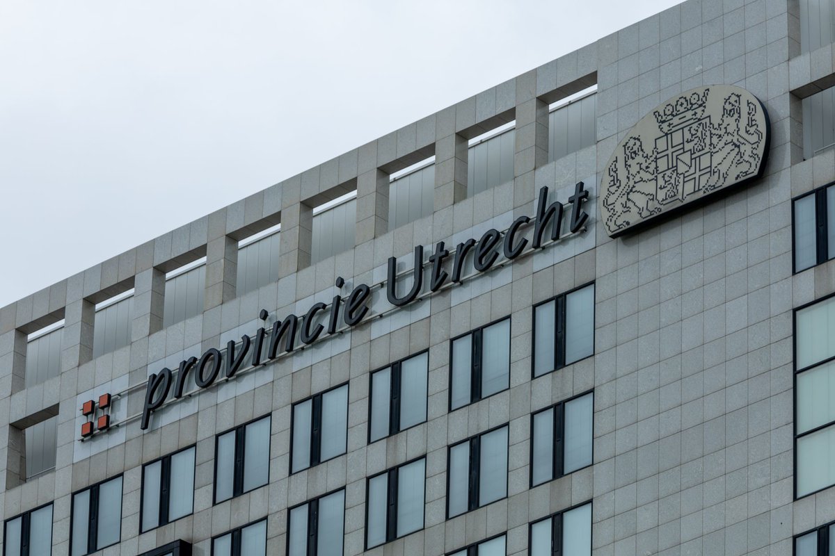 Provincie Utrecht stelde een kritisch Memorandum op over onderzoekers met kritiek op haar Programma Landelijk Gebied (#UPLG). Het werd niet gedeeld met betrokkenen, wel met derden. De onderzoekers kwamen met een stevige reflectie op het provincie-stuk:
stichtingagrifacts.nl/onderzoekers-k…