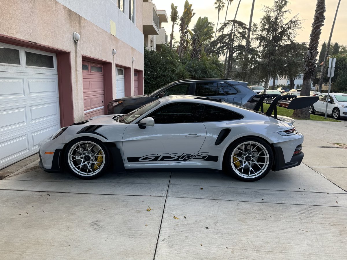 GT3 RS in a rent controlled unit

Only in Santa Monica