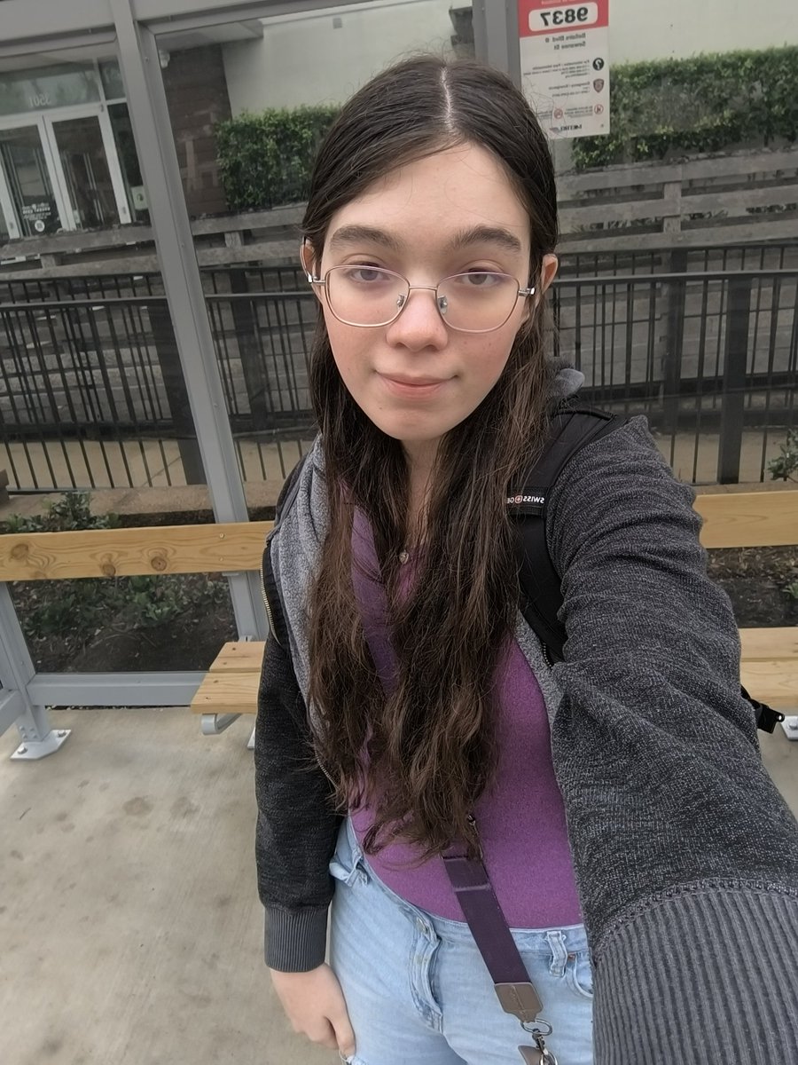 ウームフィー tweet media