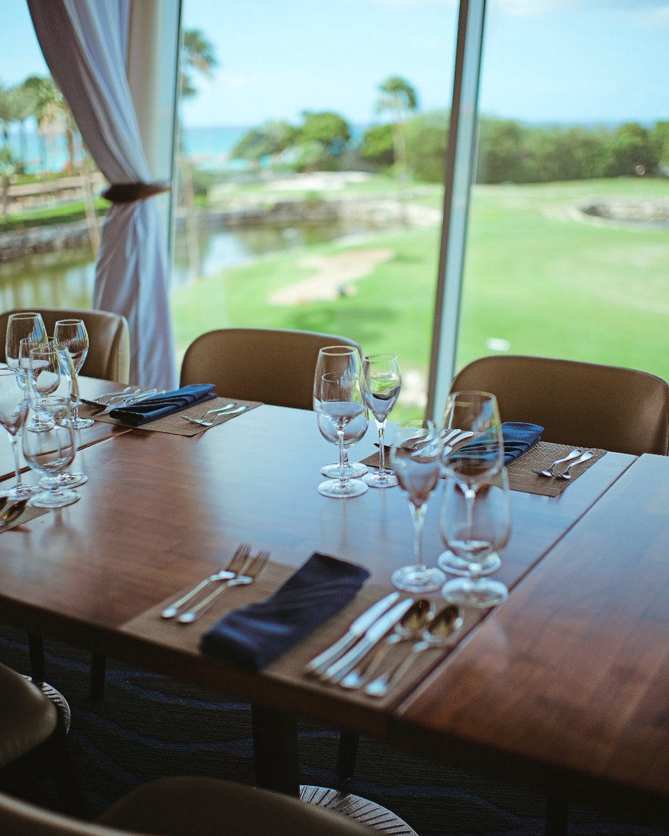 windowsonaruba's tweet photo. Love is in the air! 🌹

This Valentine’s Day, treat your special someone to a romantic dinner at Windows On Aruba. 

📅 Saturday, February 14
⏰ 6:00 – 10:00 p.m.

📞 Reservations required:
Call 523-5017 or 523-5004 https://t.co/7QIdBvweYn