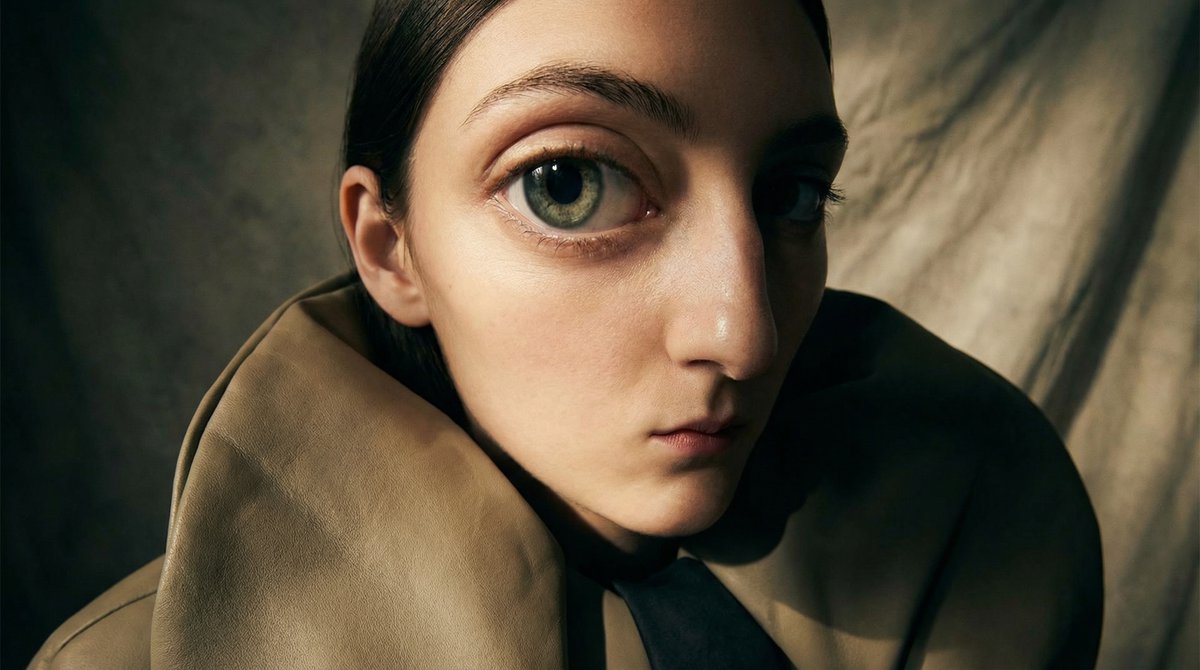 Distorted portrait examples